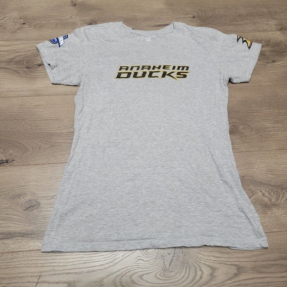 Anaheim Ducks NHL T Shirt Womens Medium Gray Short Sleeve Crew Neck - Picture 1 of 6